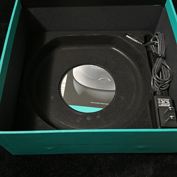 NuBrilliance Microdermabrasion kit - Picture 4 of 4